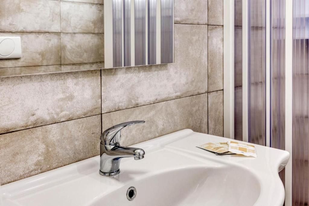 Residence Mia Amelie Торре-Сан-Джованни-Удженто Экстерьер фото